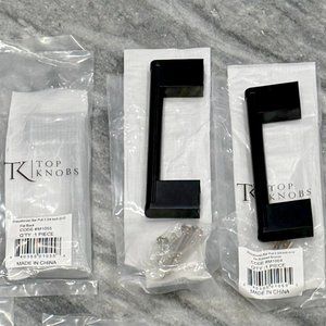 Top Knobs Cabinet Princetonian Bar Pull 3-3/4 Inch (c-c) Flat Black  3 available
